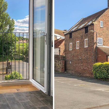 2 Rodgers Mews Malton Exterior foto